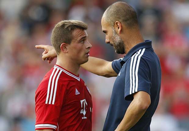 xherdan-shaqiri-pep-guardiola-cropped_1fqsnk4noxzb31i79zh2lp1p2x.jpg