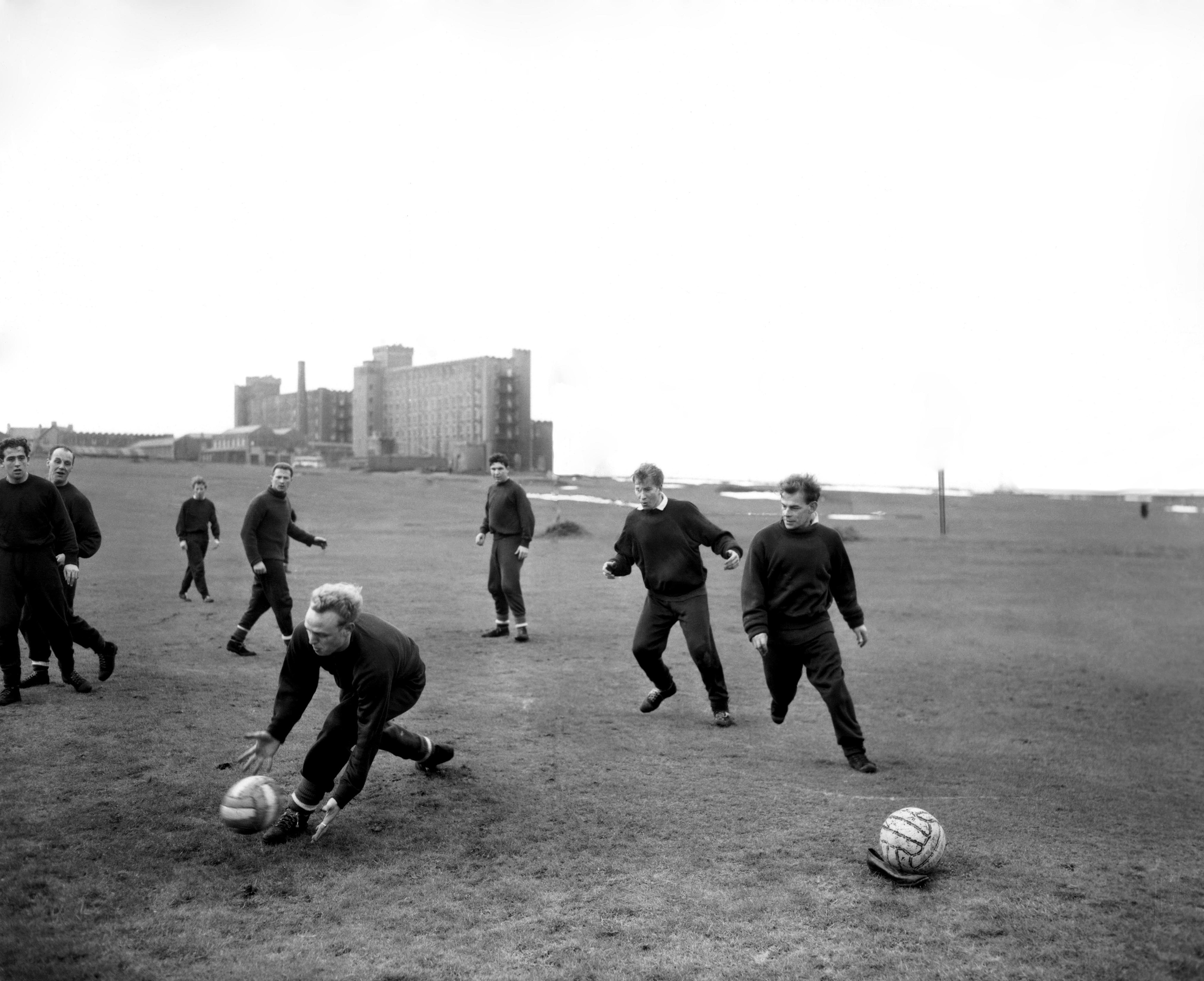Soccer – Manchester United training – Blackpool
