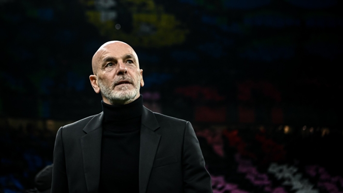 Stefano Pioli looks on during Milan's defeat to Inter at San Siro