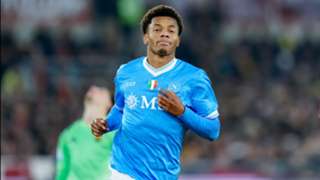 Roma 0-1 Napoli: Neres moves Conte's side level on points with leaders Milan