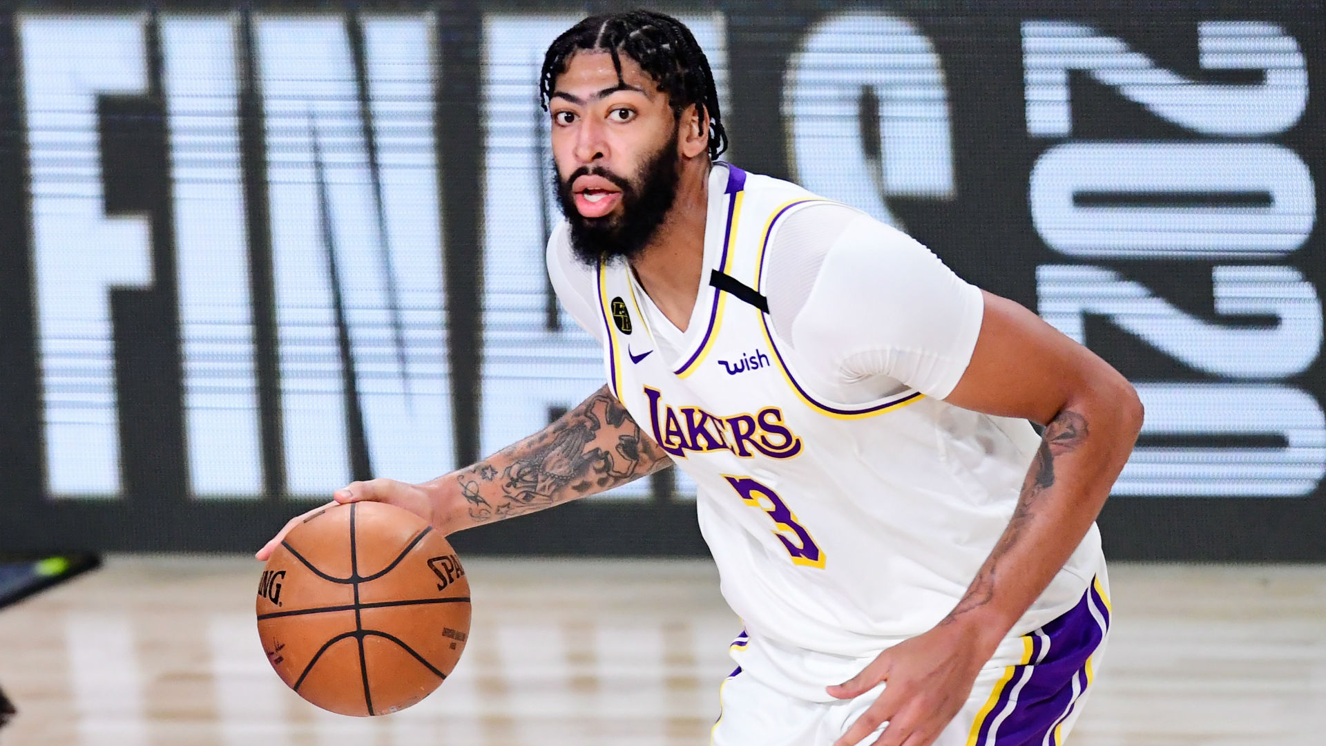 Davis finalising five-year contract with Lakers – report