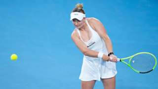 Krejcikova marches on in Prague, Tararudee wins three-hour epic