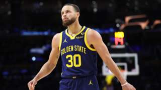 NBA: Curry scores 31 in return as Warriors overcome LeBron's 40 in win