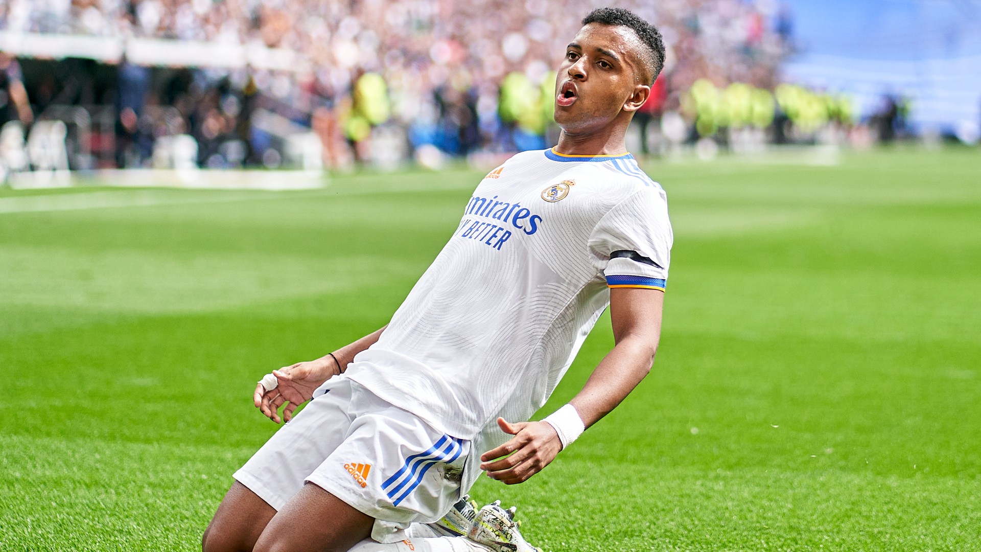 Rodrygo struck twice as Real Madrid hammered Espanyol to win the title