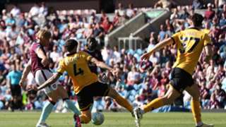Burnley 1-1 Wolves: Bottom two share spoils on final day