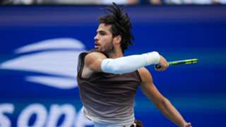 Alcaraz continues US Open dominance with victory over Wu