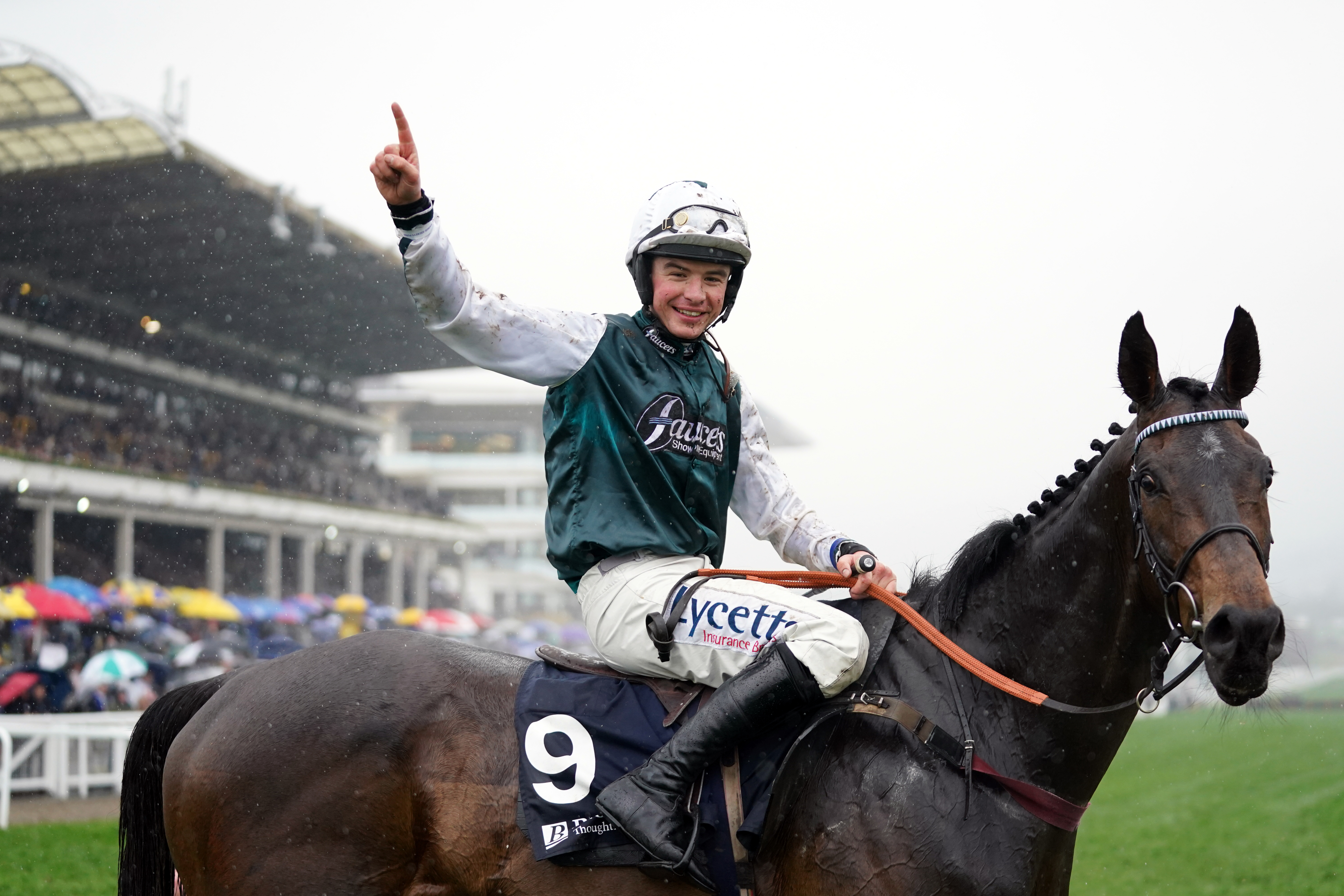 L’Homme Presse after winning at the Cheltenham Festival in 2022