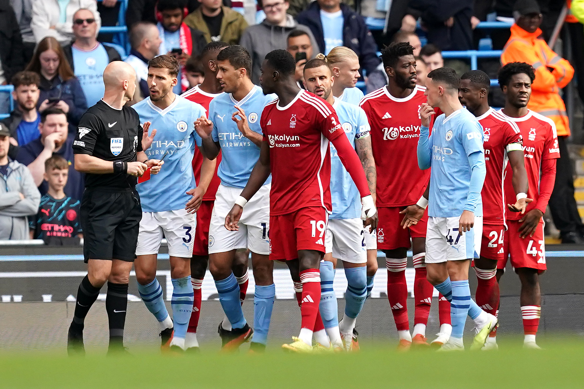 Pep Guardiola unhappy at Rodri for red card in Man City win