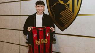 Bournemouth complete signing of youngster Toth
