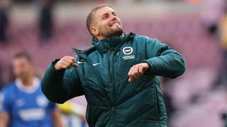 Hurzeler thrilled by Brighton's response to Struijk red card