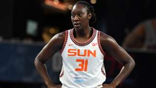 WNBA all-time leading rebounder Charles retires