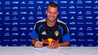 Elvedi relishing reunion with Farke at Leeds