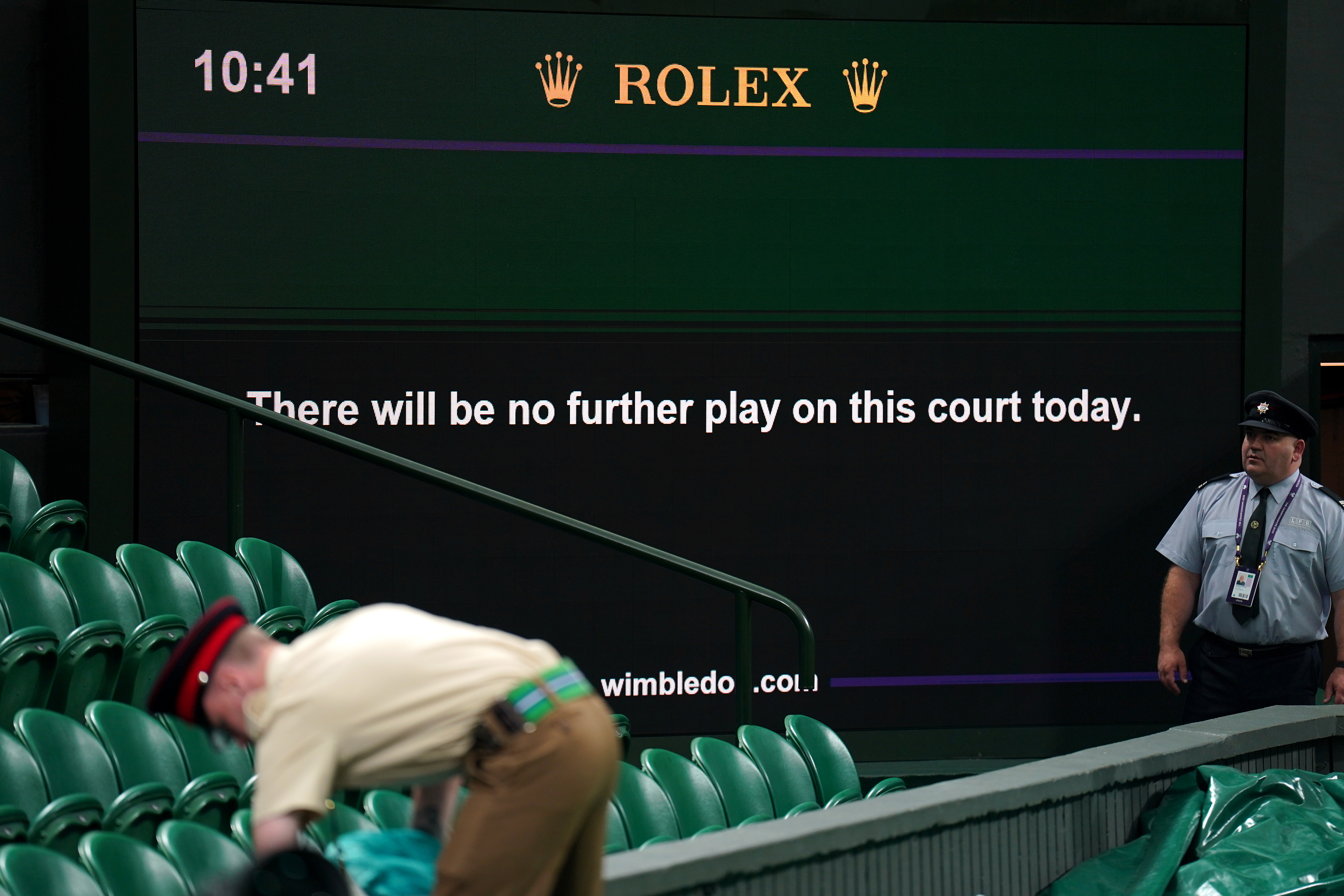 Novak Djokovic and Andy Murray were among the players affected by matches being suspended due to the 11pm curfew