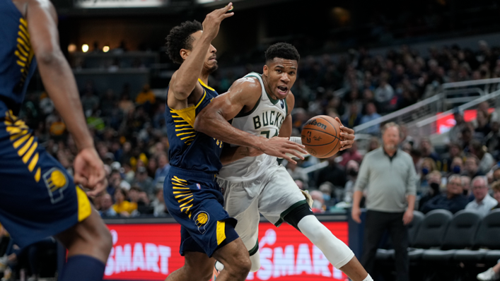 Giannis Antetokounmpo #34 of the Milwaukee Bucks drives to the basket the Indiana Pacers