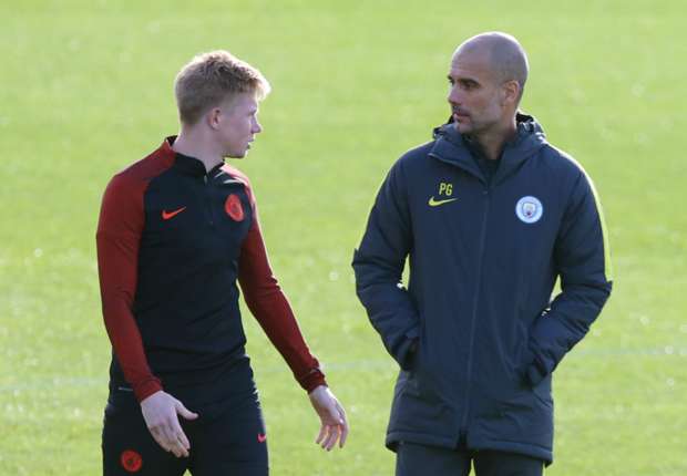 de-bruyne-guardiola-cropped_1vg969vr62uki1esgkw1k9mroo.jpg