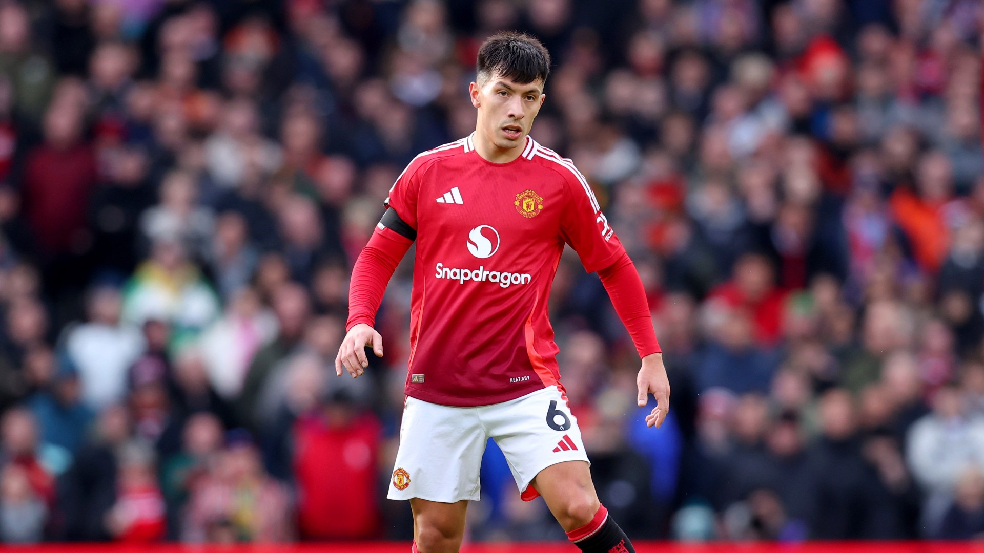 Man Utd's Martinez suffers cruciate ligament injury