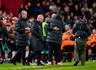 Manchester United battle to goalless draw at Anfield as Liverpool blunted