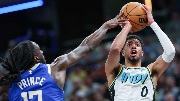Haliburton hails 'football play' that helped Pacers beat Bucks