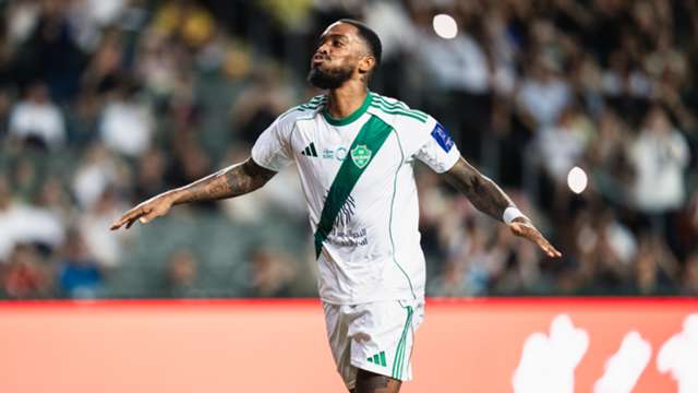 Al-Ahli 4-1 Al-Najma: Toney puts penalty miss behind him with second-half hat-trick