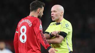 Fernandes claims 'rules are applied differently for everyone' after Man United defeat