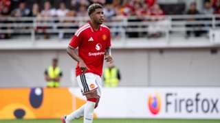 Carrick encouraged by Santos and Mount displays after Man Utd beaten by Wrexham