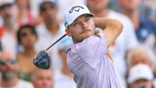 Hojgaard storms into DP World Tour Championship lead after stunning second round