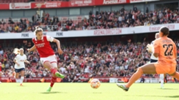 Vivianne Miedema slots home Arsenal's second goal at the Emirates Stadium