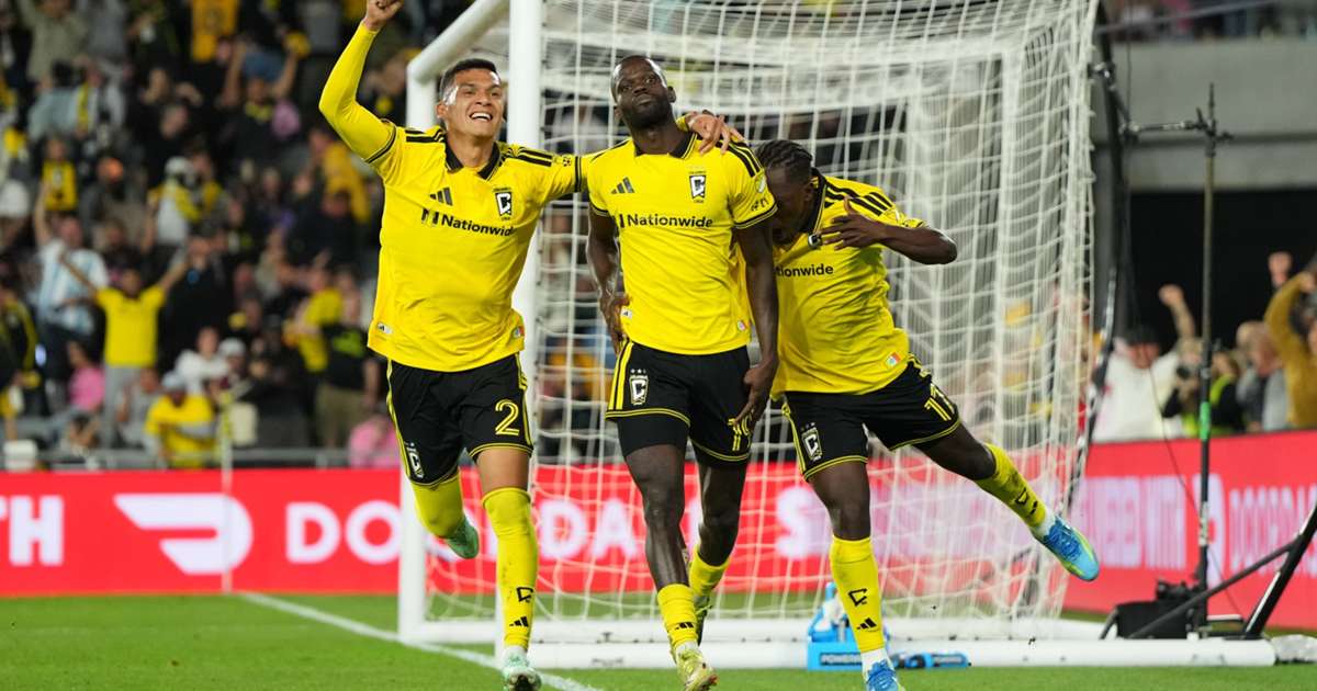 Jamal Thiare celebrates for Columbus Crew