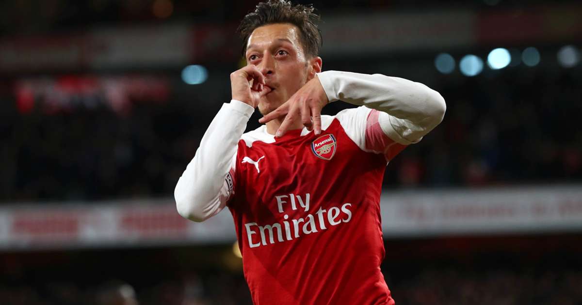 ozil starts as captain as arsenal hosts cardiff