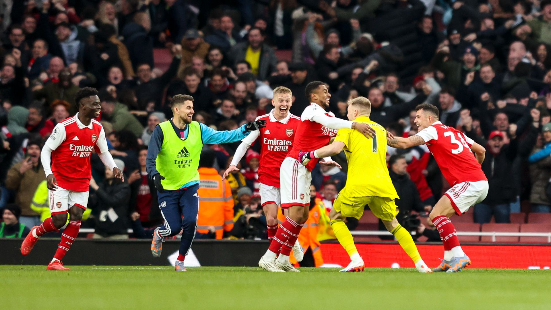 Arsenal celebrate against Bournemouth
