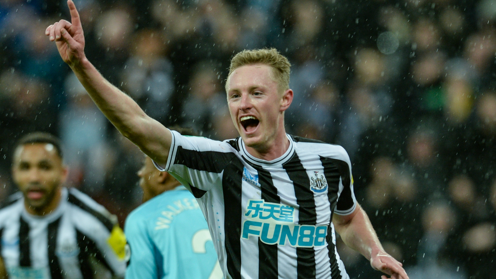 Sean Longstaff celebrates scoring for Newcastle against Southampton in the EFL Cup semi-finals