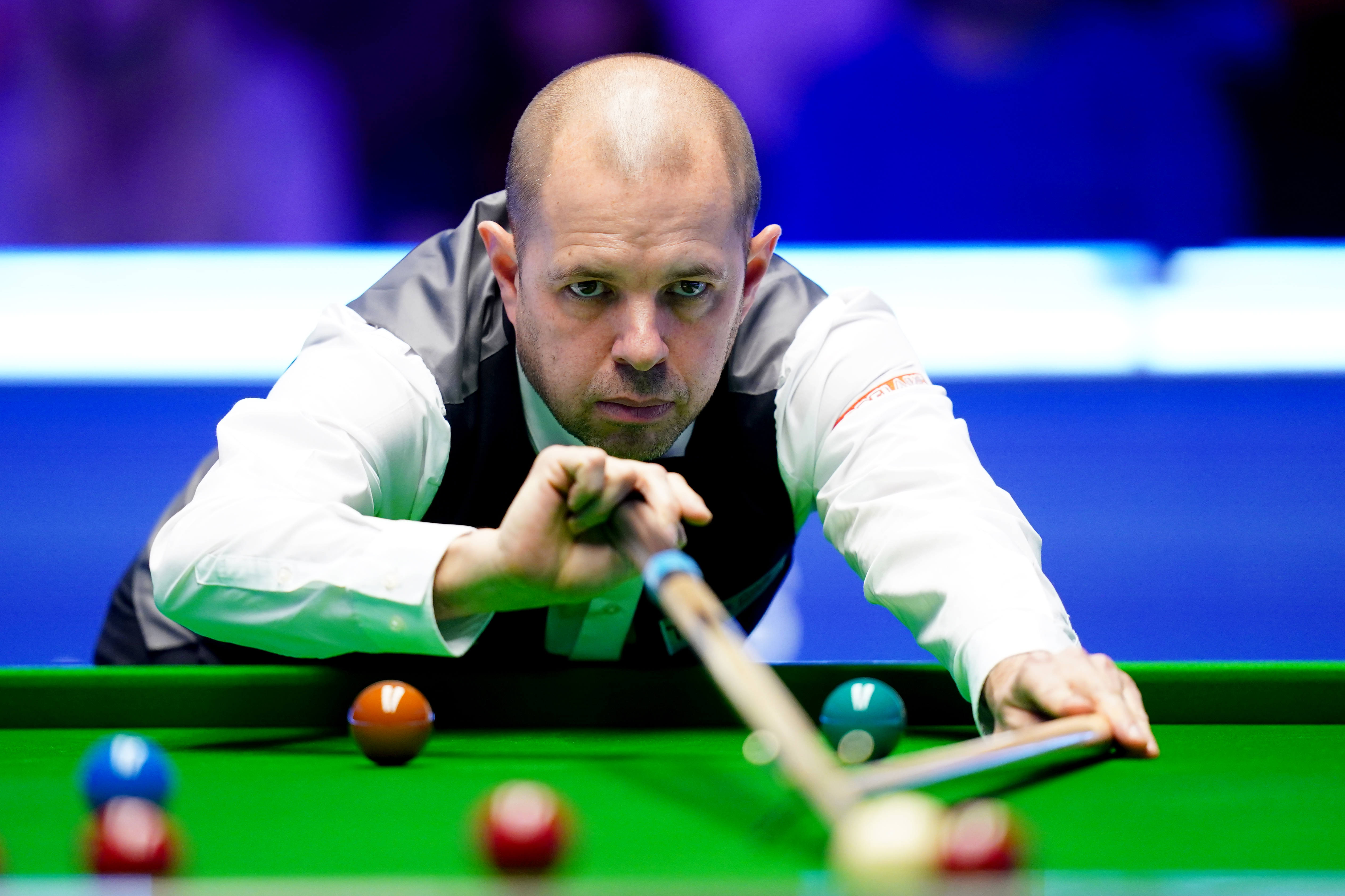 Judd Trump beats Kyren Wilson in final frame to reach Masters quarter-finals