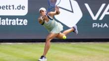 Keys continues return to form with victory over Muchova in Berlin