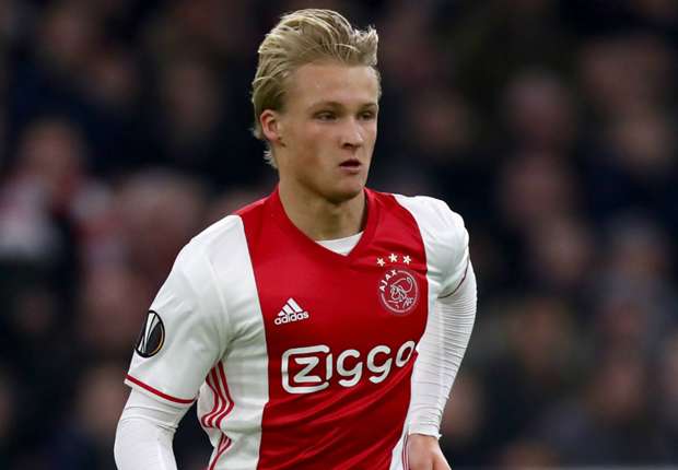 kasper-dolberg-cropped_1eyzigbp72aq1dq5hqmt86j9p.jpg