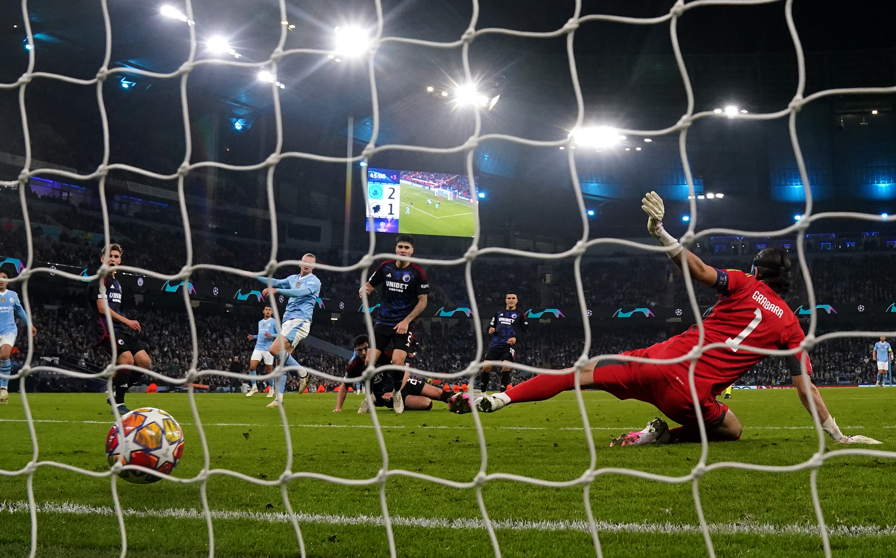 Erling Haaland scores