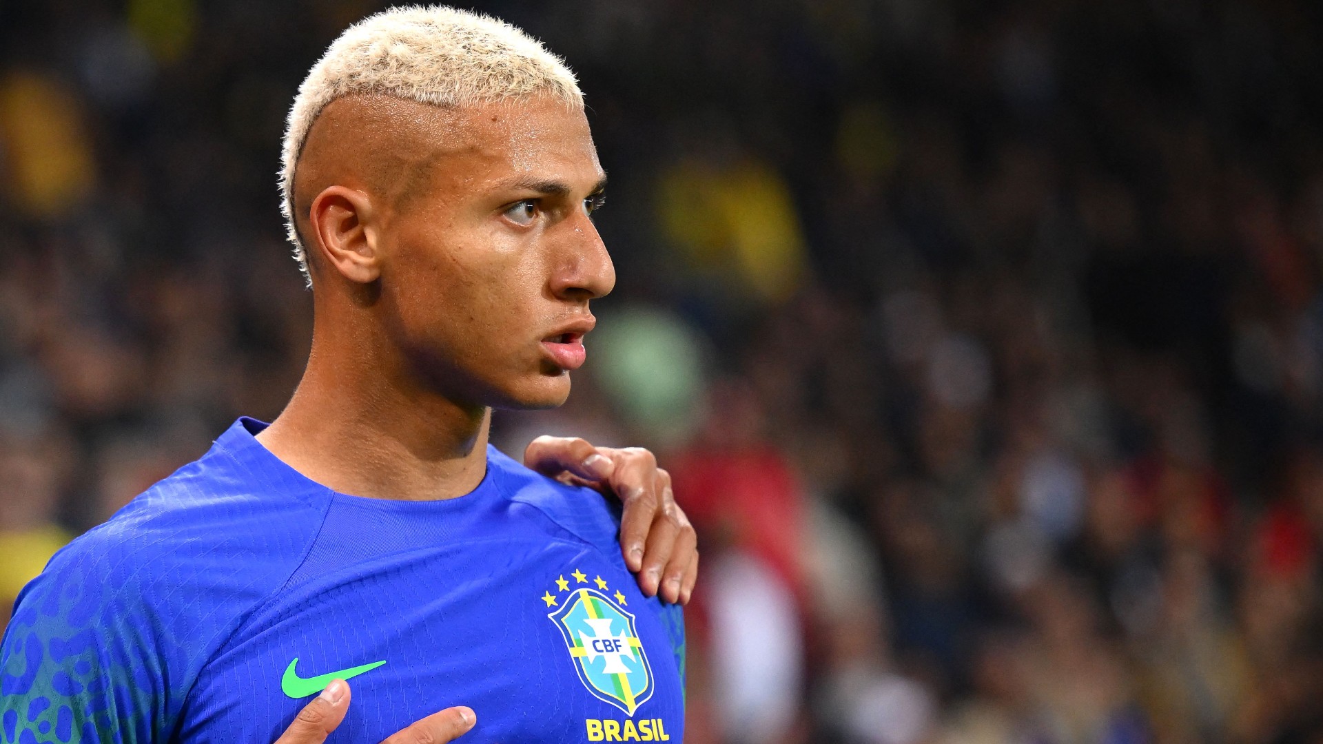 Richarlison adalah target pelecehan