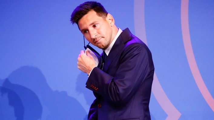 Could Lionel Messi's move to Paris Saint-Germain be on the rocks?
