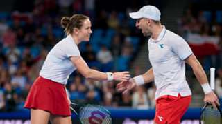 United Cup: Bencic's win over Swiatek not enough as Poland triumph