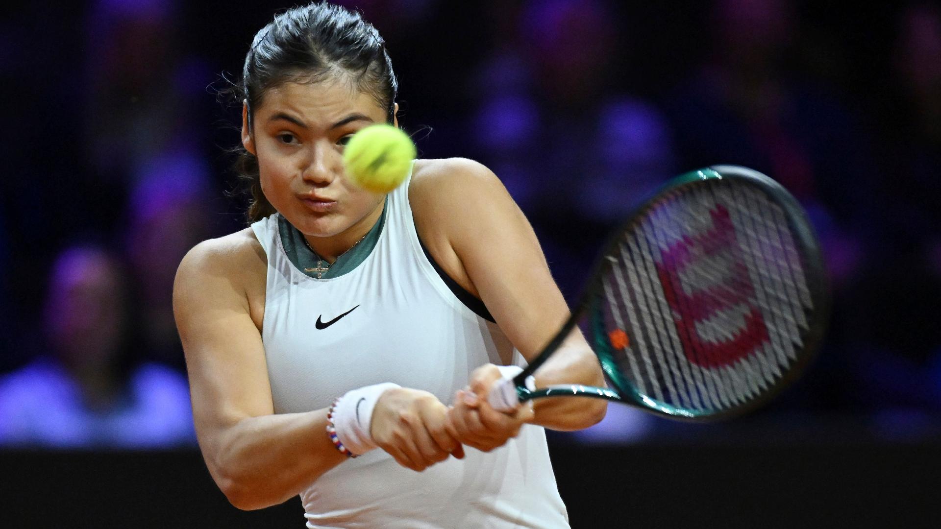 Emma Raducanu’s run at Stuttgart Open ended by world number one Iga Swiatek