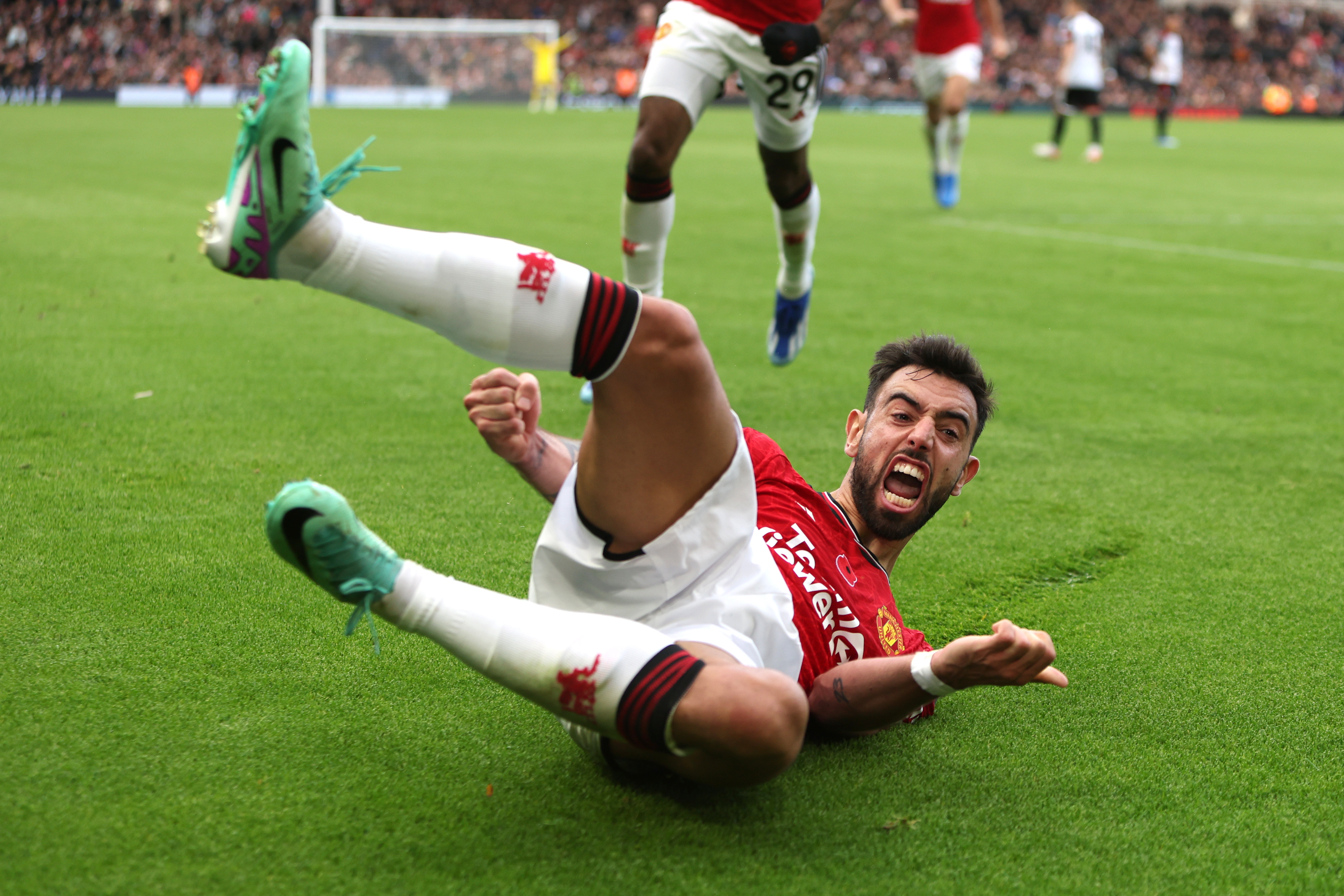 Fernandes celebrates after scoring at Fulham (Kieran Cleeves/PA)