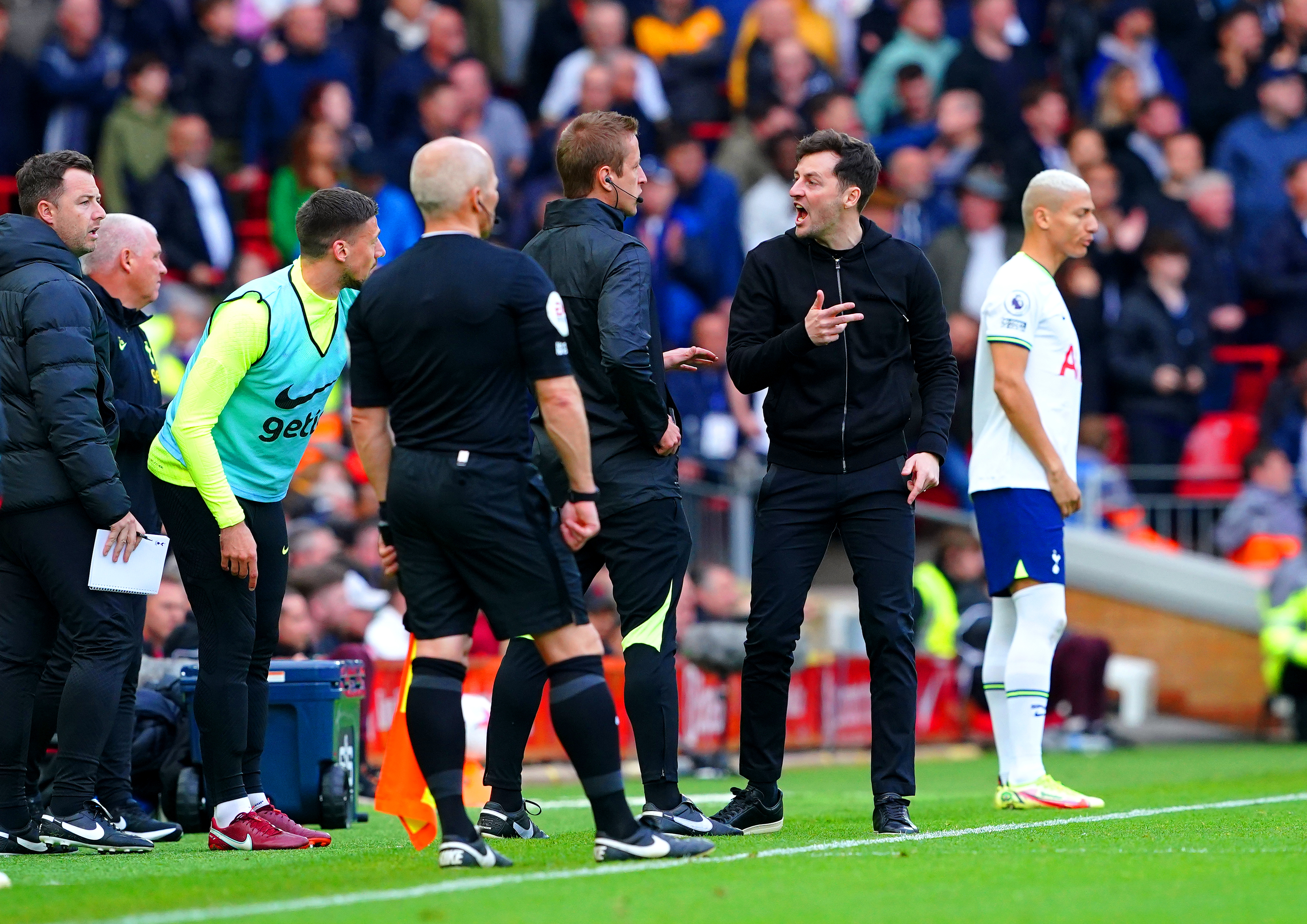 Tottenham: Ryan Mason says players are feeling 'pain' after League Cup final  defeat