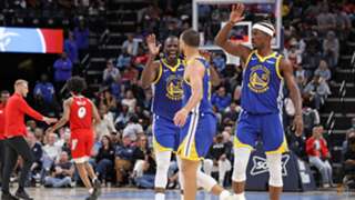 NBA: Curry's 52 points give Warriors key win