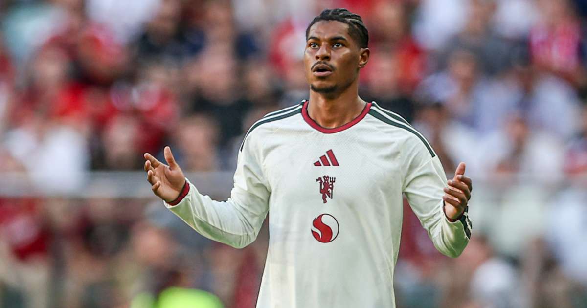 Rooney says Rashford can break Manchester United scoring record if he shows hunger