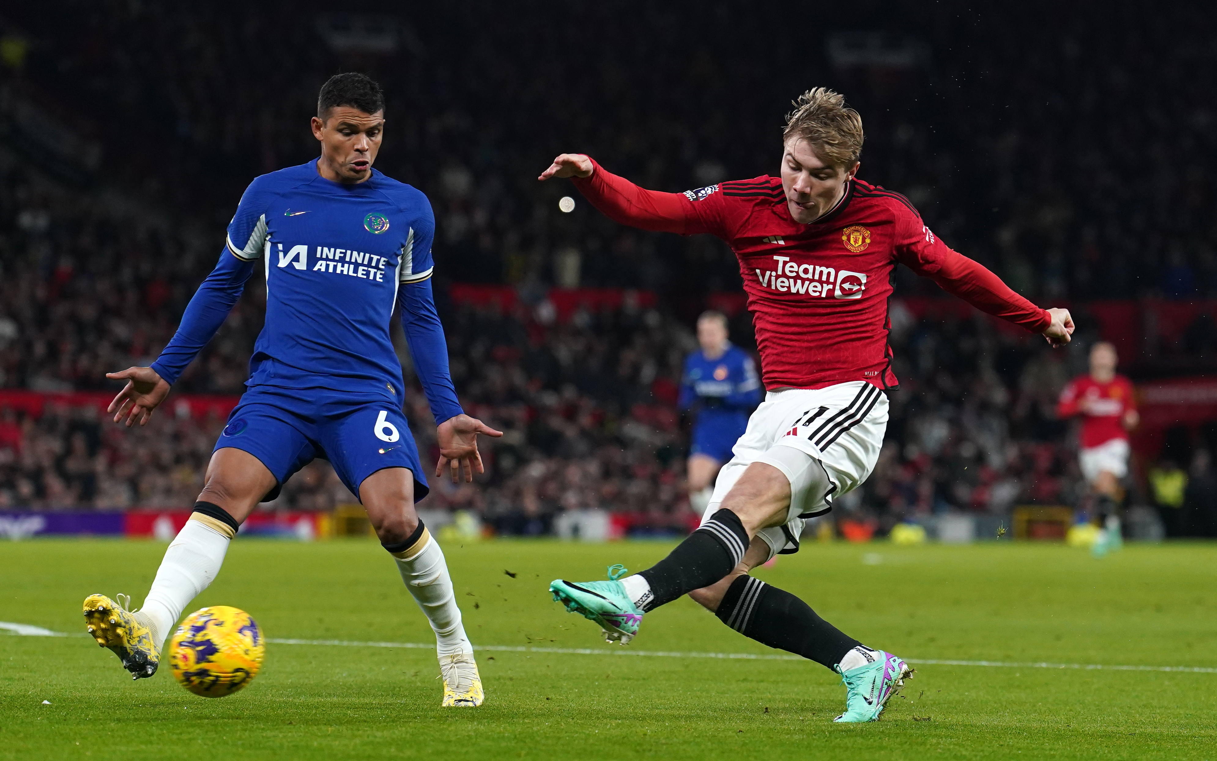 Rasmus Hojlund, right, has a shot against Chelsea