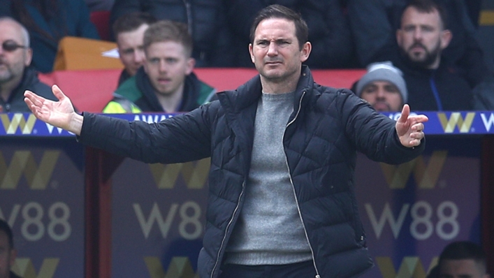 Everton manager Frank Lampard was critical of his players after a heavy defeat to Crystal Palace