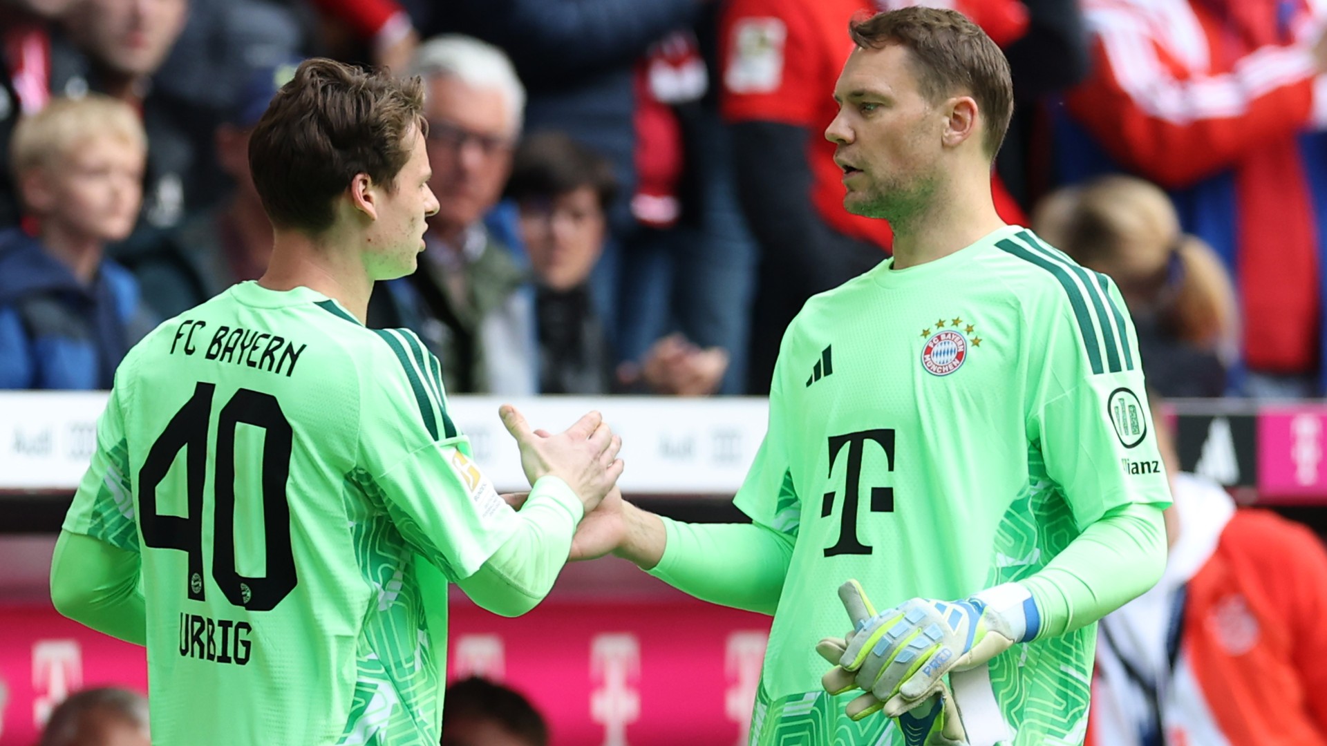 Soccer Bayern goalkeeper Urbig surprised by Neuer’s retirement plans