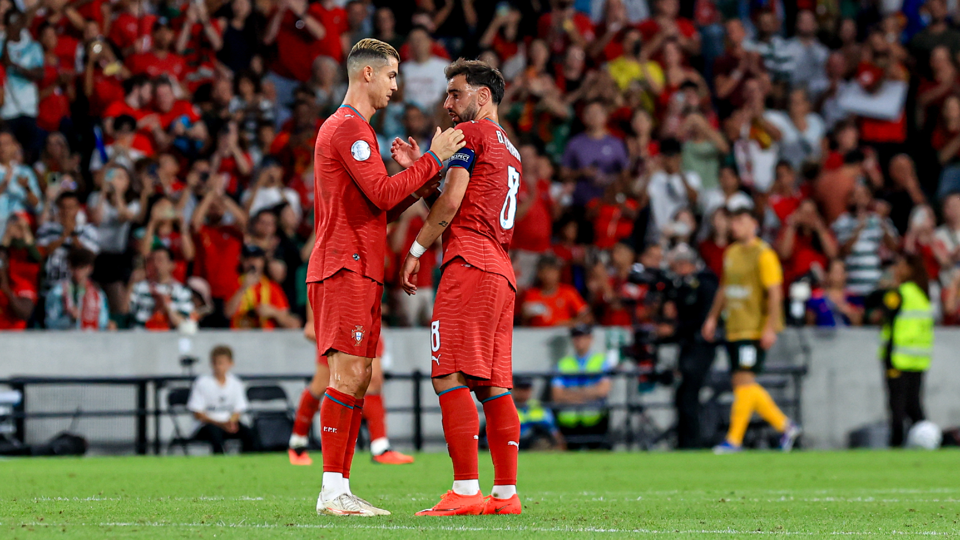 Bruno Fernandes: Huwag paghatiin ng alitan nina Ronaldo