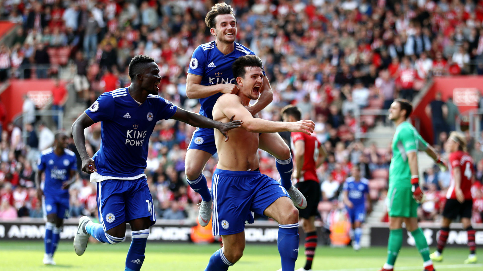 Maguire gives Leicester last minute win! | Southampton 1-2 Leicester | 90min Fanvoice