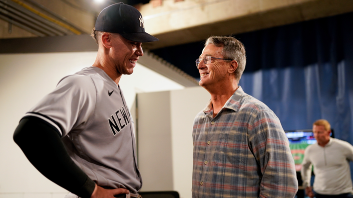 Aaron Judge of the New York Yankees talks with Roger Maris Jr