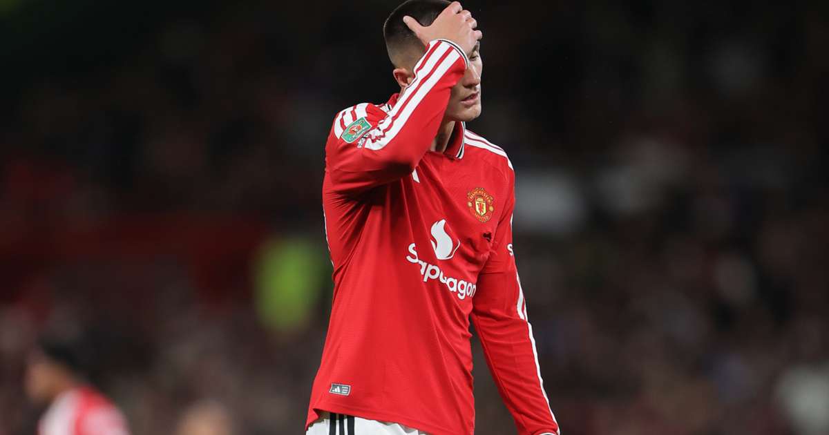 Benjamin Sesko in action for Manchester United